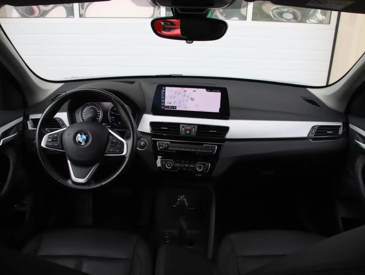 xDrive25e High Executive | Afneembare trekhaak | SOH 89%