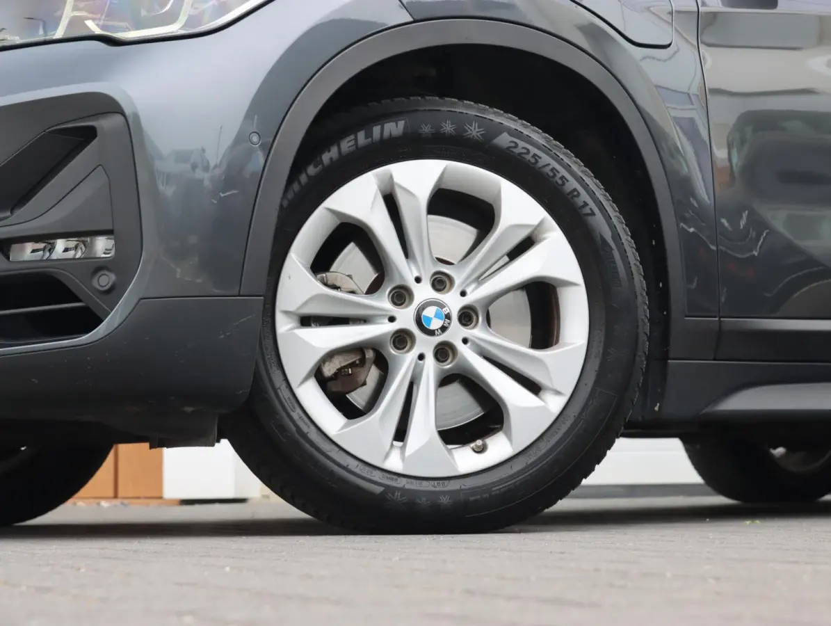 xDrive25e High Executive | Afneembare trekhaak | SOH 89%