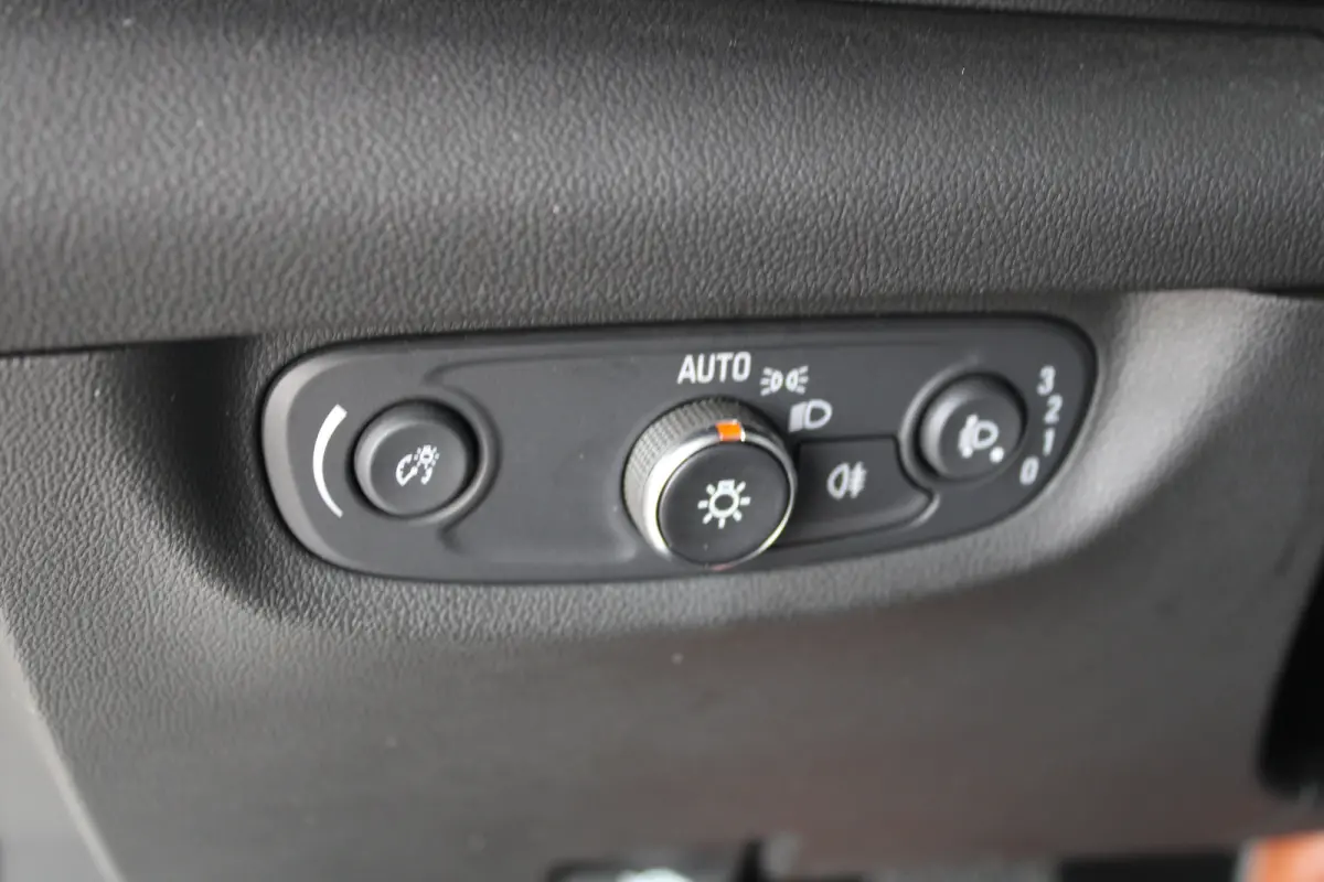 1.5 Turbo Business Executive | Schuif /kantel dak | Stoel - stuurwielverwarming | Navigatie |