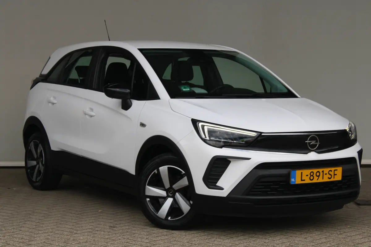 1.2 Edition | Navigatie | Cruise control | LED koplampen | Apple Carplay/ Android Auto |