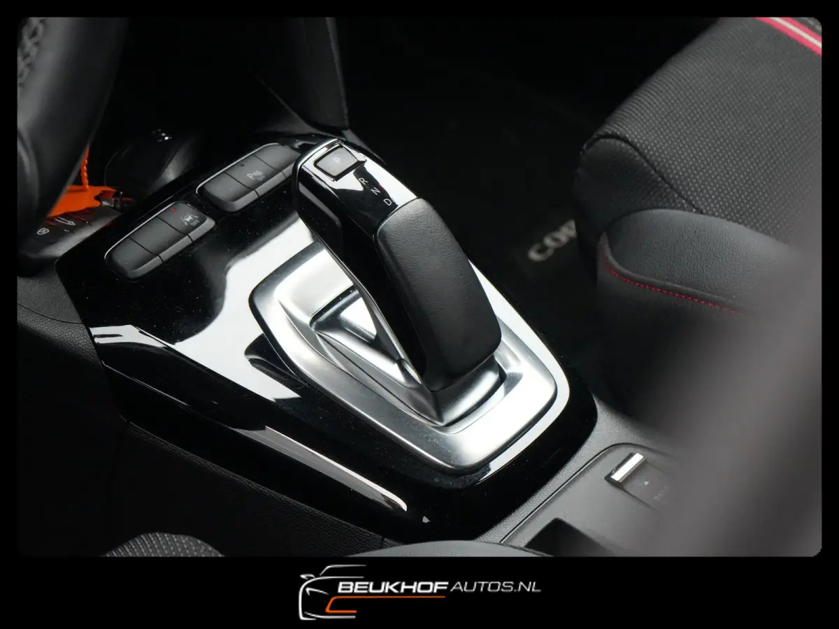 GS Line Sport 50 kWh Navi Carplay Soh 92.3%