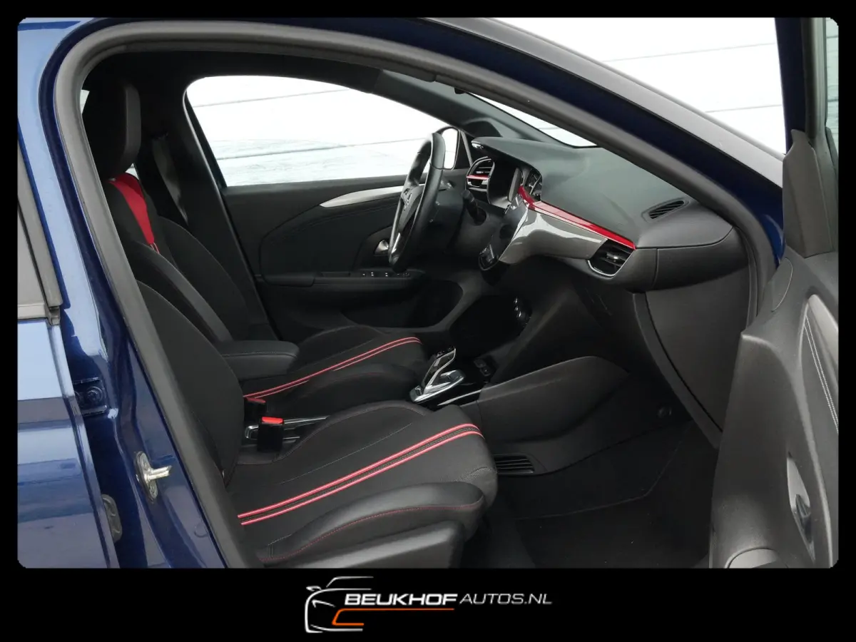 GS Line Sport 50 kWh Navi Carplay Soh 92.3%