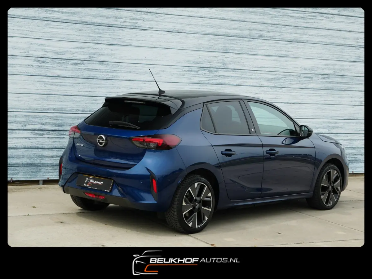 GS Line Sport 50 kWh Navi Carplay Soh 92.3%