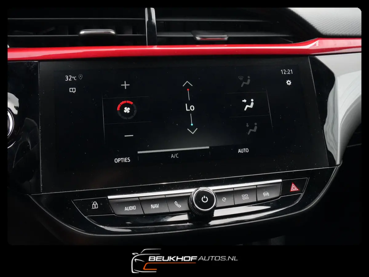 GS Line Sport 50 kWh Navi Carplay Soh 92.3%