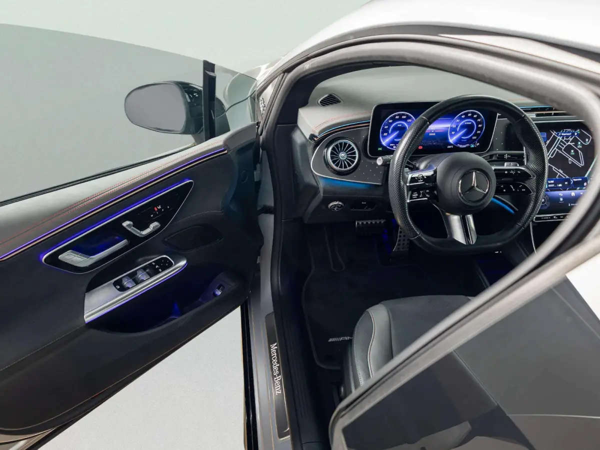 Limousine 300 Sport Edition LIMITED 90 kWh