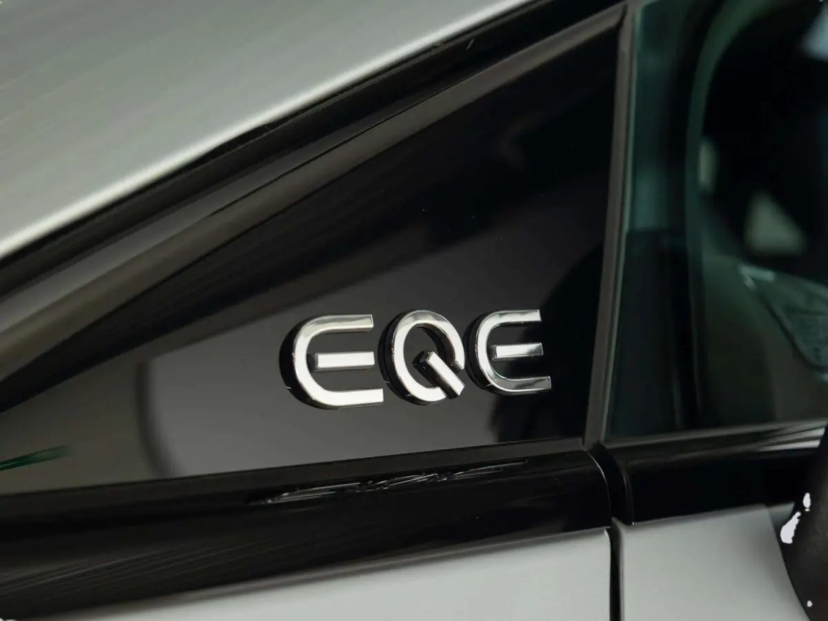Limousine 300 Sport Edition LIMITED 90 kWh