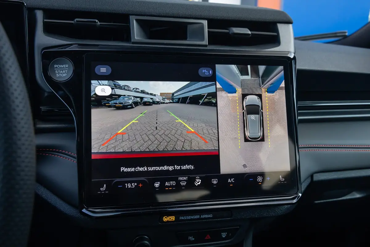 1.0 EcoBoost ST-Line | Black-pack | Comfort Pack | Matrix LED | Elek. Achterklep | Matrix LED | Stoel- Stuurverwarming | Apple carplay | 360° Camera | Keyless Entry & Start |
