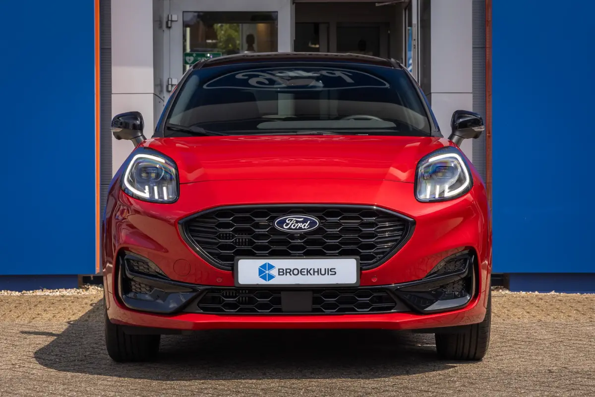 1.0 EcoBoost ST-Line | Black-pack | Comfort Pack | Matrix LED | Elek. Achterklep | Matrix LED | Stoel- Stuurverwarming | Apple carplay | 360° Camera | Keyless Entry & Start |