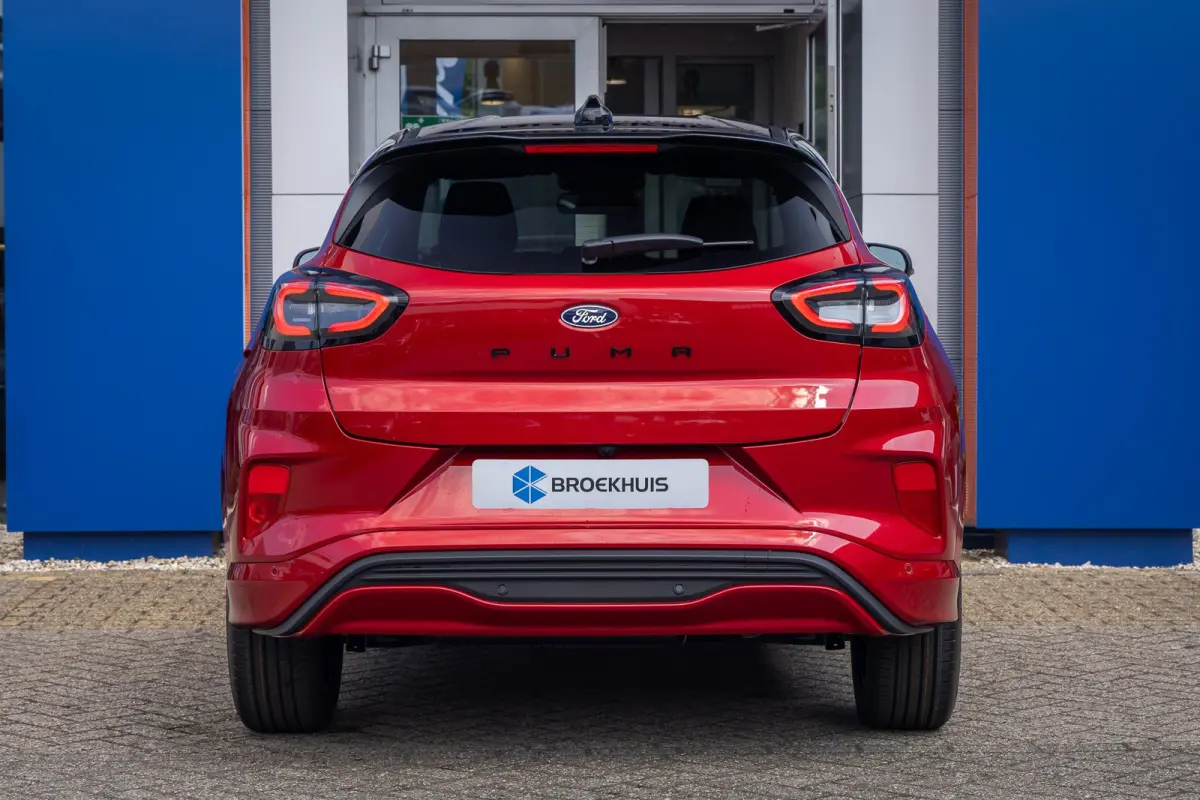 1.0 EcoBoost ST-Line | Black-pack | Comfort Pack | Matrix LED | Elek. Achterklep | Matrix LED | Stoel- Stuurverwarming | Apple carplay | 360° Camera | Keyless Entry & Start |