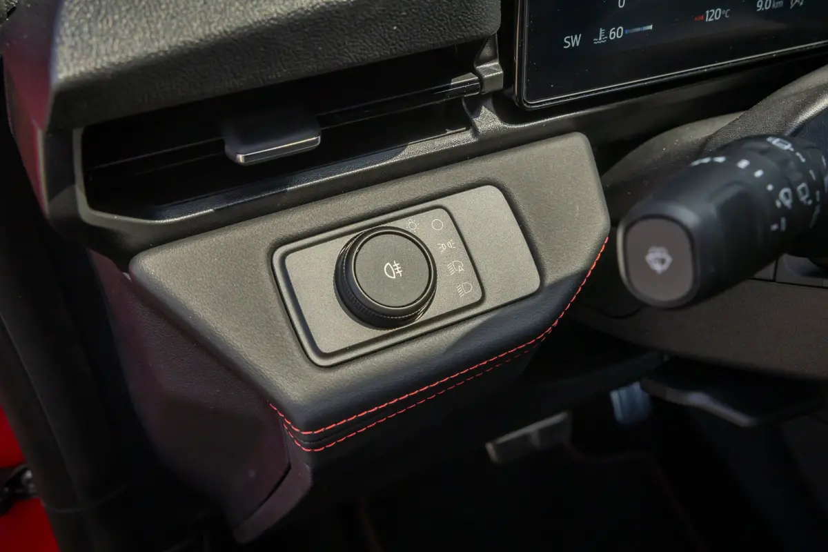 1.0 EcoBoost ST-Line | Black-pack | Comfort Pack | Matrix LED | Elek. Achterklep | Matrix LED | Stoel- Stuurverwarming | Apple carplay | 360° Camera | Keyless Entry & Start |