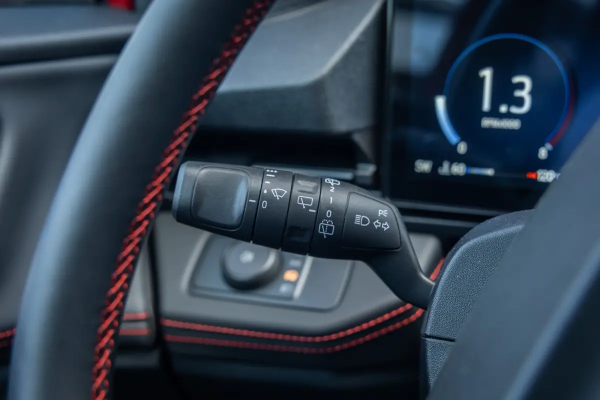 1.0 EcoBoost ST-Line | Black-pack | Comfort Pack | Matrix LED | Elek. Achterklep | Matrix LED | Stoel- Stuurverwarming | Apple carplay | 360° Camera | Keyless Entry & Start |