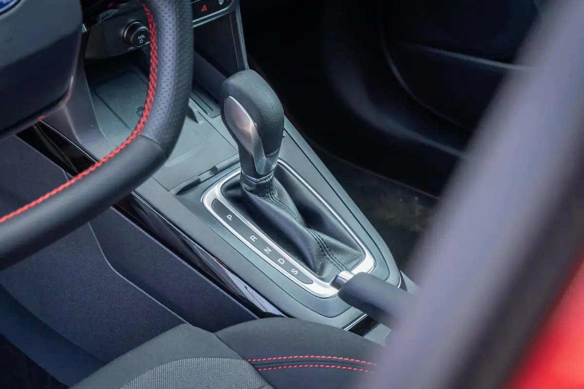 1.0 EcoBoost ST-Line | Black-pack | Comfort Pack | Matrix LED | Elek. Achterklep | Matrix LED | Stoel- Stuurverwarming | Apple carplay | 360° Camera | Keyless Entry & Start |