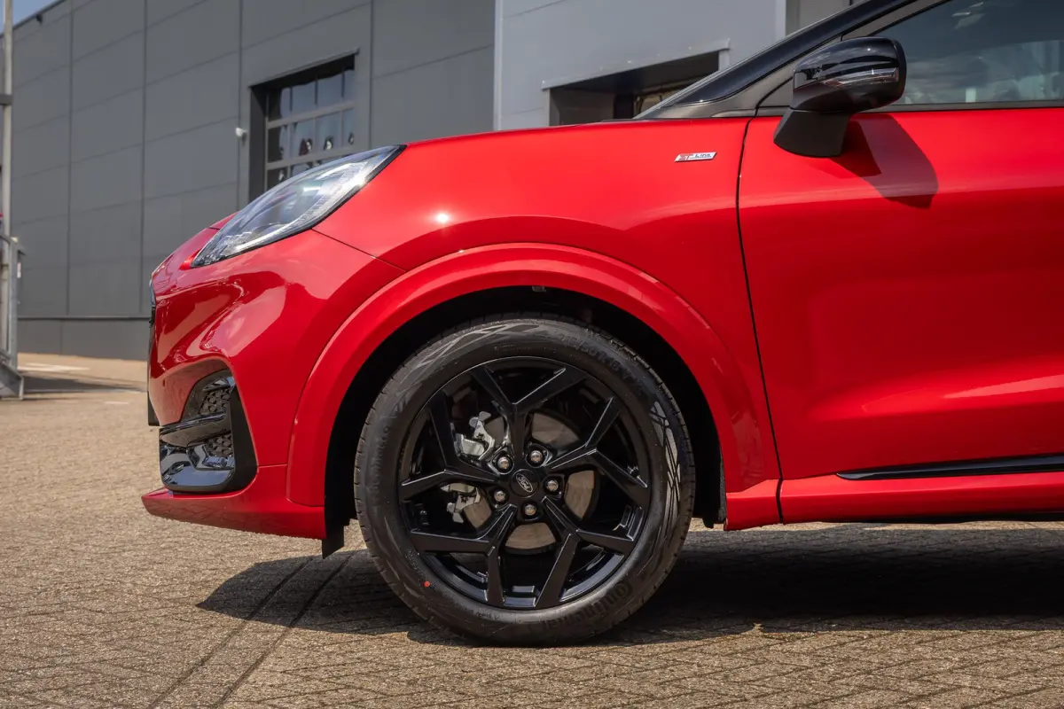 1.0 EcoBoost ST-Line | Black-pack | Comfort Pack | Matrix LED | Elek. Achterklep | Matrix LED | Stoel- Stuurverwarming | Apple carplay | 360° Camera | Keyless Entry & Start |