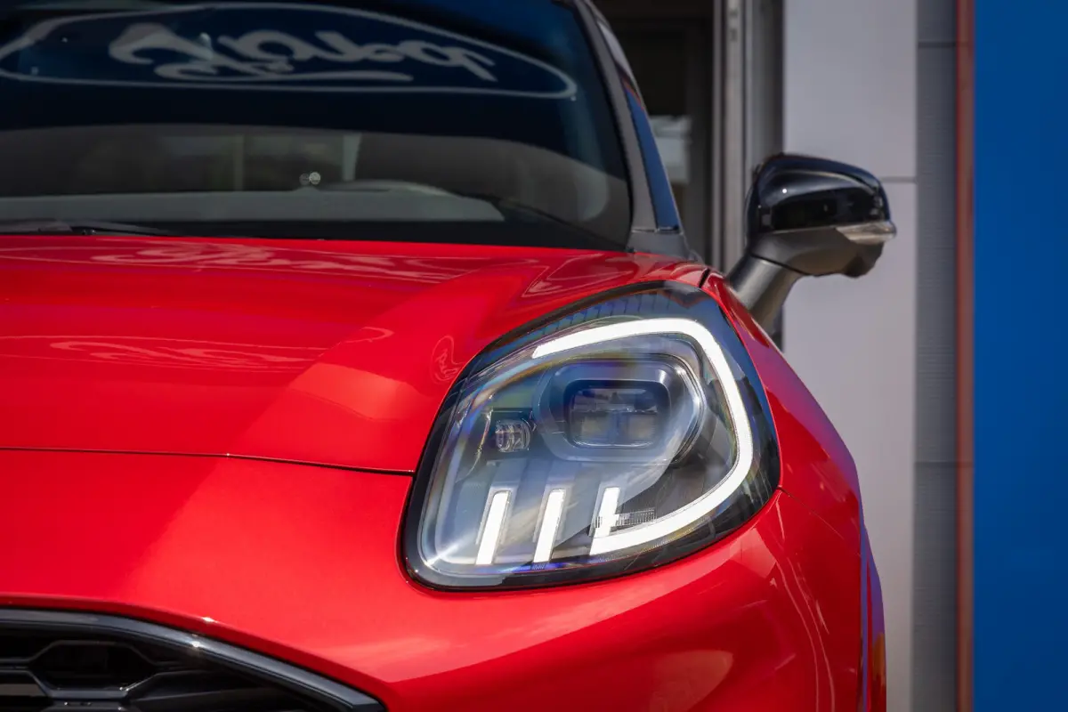 1.0 EcoBoost ST-Line | Black-pack | Comfort Pack | Matrix LED | Elek. Achterklep | Matrix LED | Stoel- Stuurverwarming | Apple carplay | 360° Camera | Keyless Entry & Start |