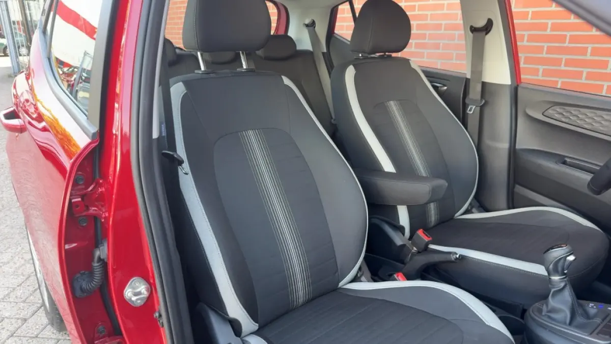 1.0 Comfort 5-zits Automaat 1e eigenaar Carplay Airco
