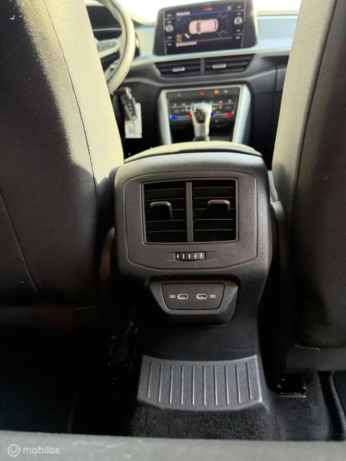 1.0 TSI Life Business 1E EIG/ DEALER OH./CAMERA/DIGI DASH