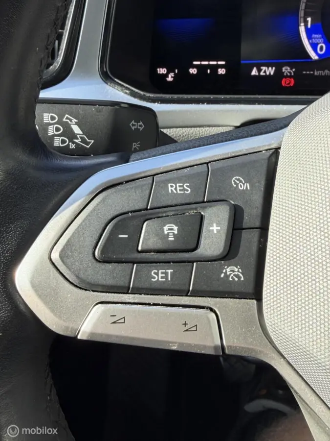 1.0 TSI Life Business 1E EIG/ DEALER OH./CAMERA/DIGI DASH