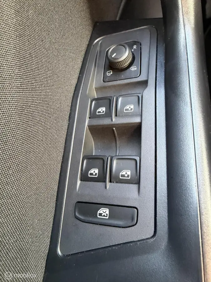 1.0 TSI Life Business 1E EIG/ DEALER OH./CAMERA/DIGI DASH