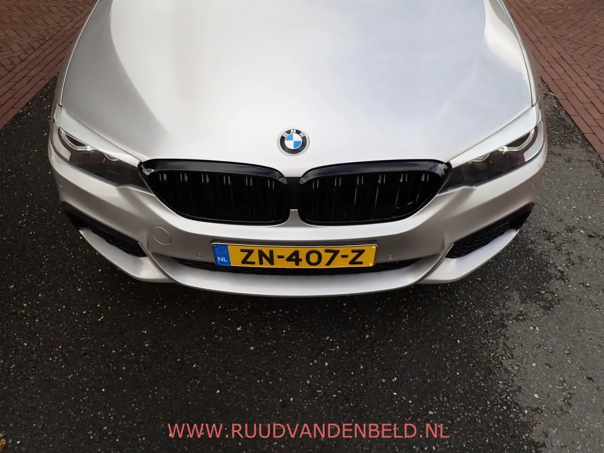 520i M-PAKKET / PANODAK / SPORTLEER / TREKHAAK