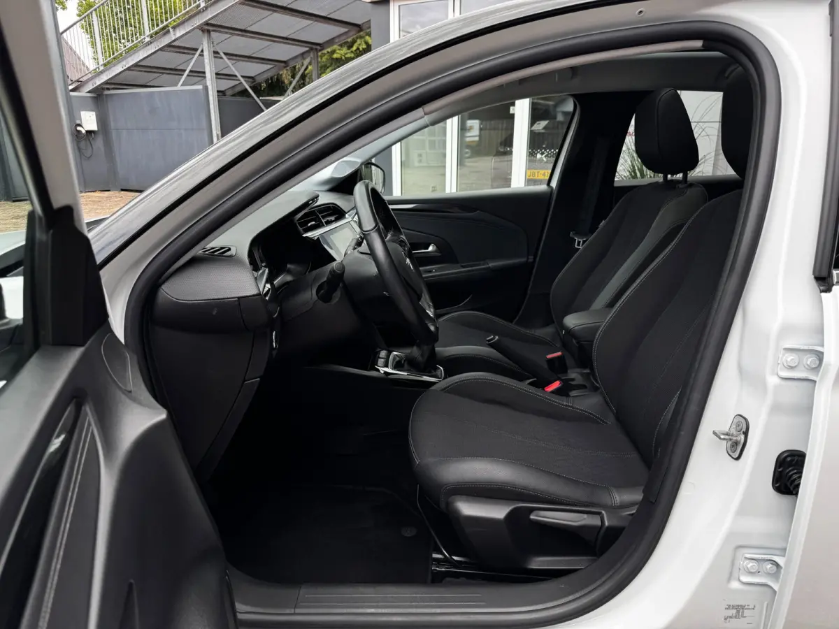 1.2 Sport Sky| Panoramadak | Distributieriem vervangen | Camera | PDC Voor + Achter | Climate control | Stoelverwarming