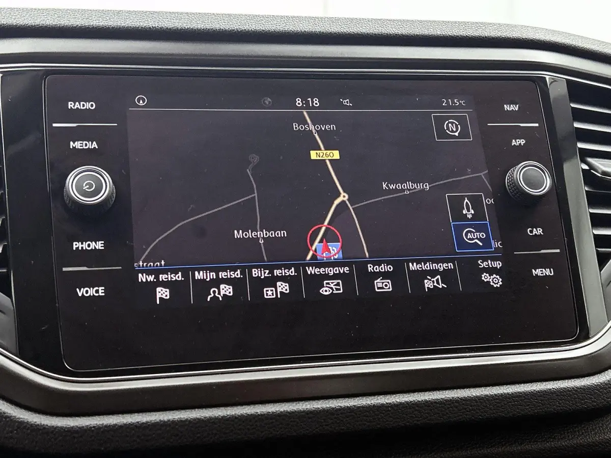 1.5 TSI Style | ACHTERUITRIJCAMERA | TREKHAAK | NAVIGATIE | APPLE CARPLAY / ANDROID AUTO | ALL SEASON BANDEN | CLIMATE CONTROL