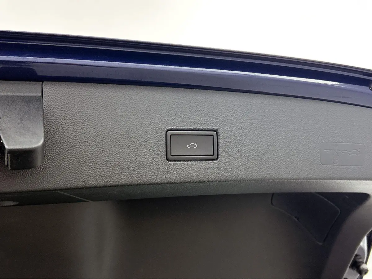 1.5 TSI Style | ACHTERUITRIJCAMERA | TREKHAAK | NAVIGATIE | APPLE CARPLAY / ANDROID AUTO | ALL SEASON BANDEN | CLIMATE CONTROL