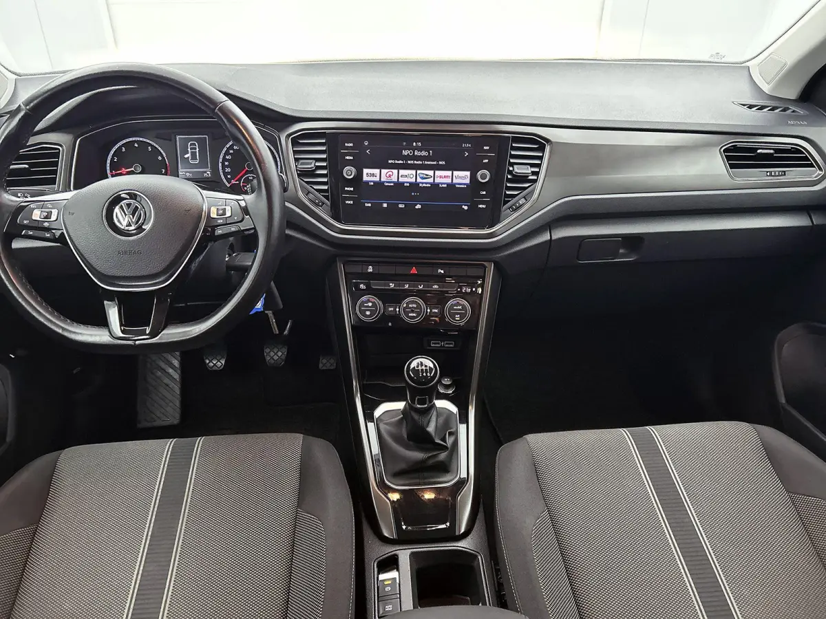 1.5 TSI Style | ACHTERUITRIJCAMERA | TREKHAAK | NAVIGATIE | APPLE CARPLAY / ANDROID AUTO | ALL SEASON BANDEN | CLIMATE CONTROL