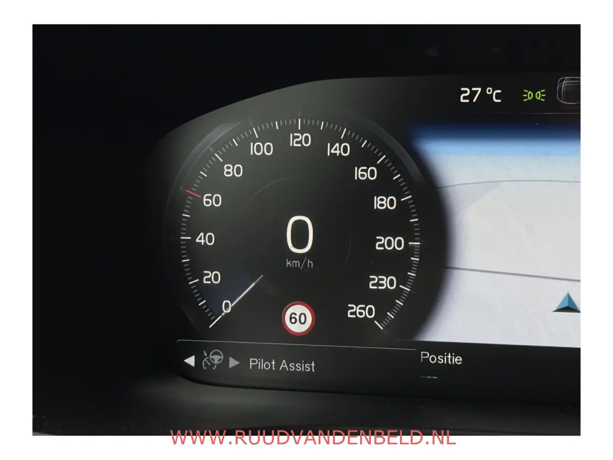 T6 Recharge AWD 84%SOH HEADUP / H&K / PANODAK /  ACC / KEYLESS / 360* / TREKHAAK