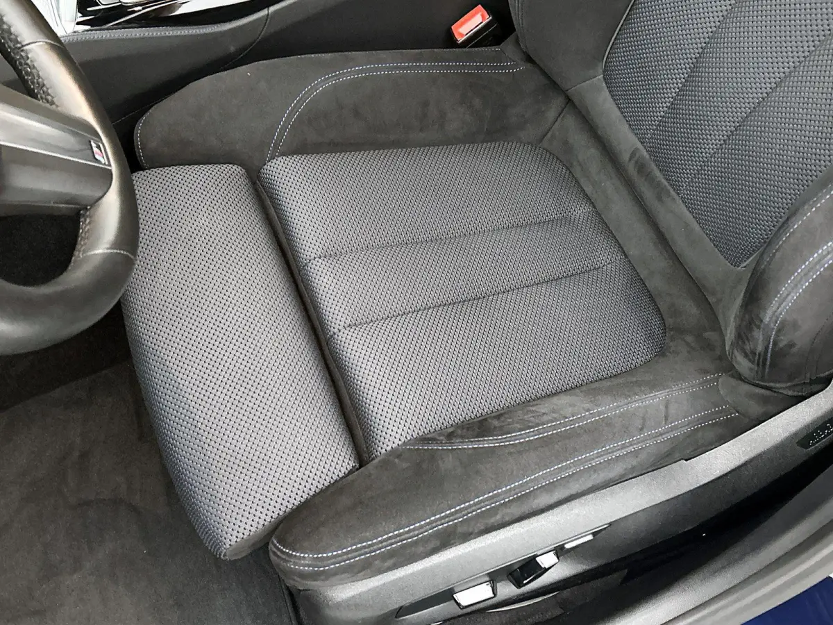 530e iPerformance High Executive | ACHTERUITRIJCAMERA | APPLE CARPLAY - ANDROID AUTO | STOELVERWARMING | NAVIGATIE | ELEKTRISCHE KOFFERKLEP | ELEKTRISCHE STOELEN | SFEERVERLICHTING |