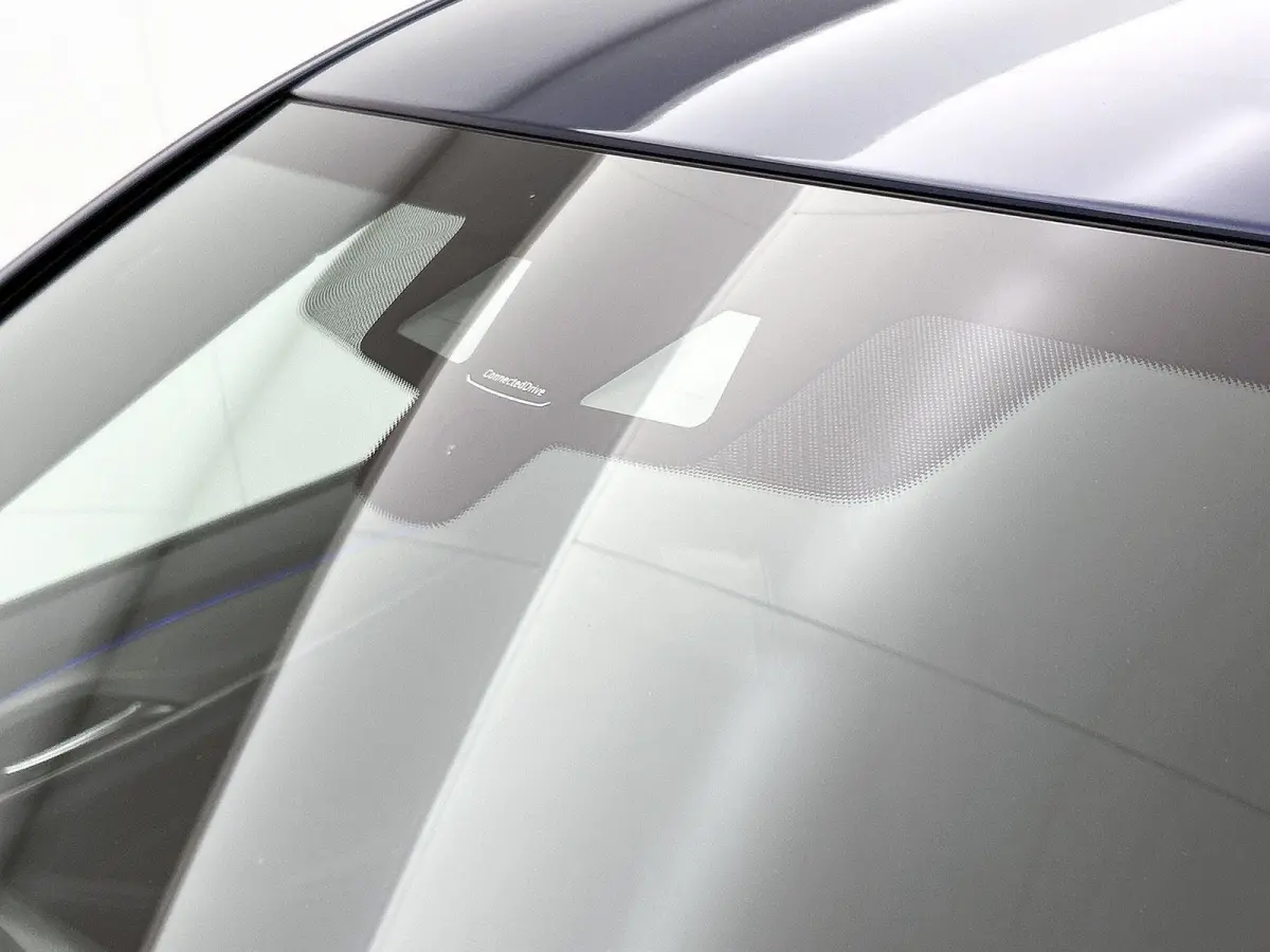 530e iPerformance High Executive | ACHTERUITRIJCAMERA | APPLE CARPLAY - ANDROID AUTO | STOELVERWARMING | NAVIGATIE | ELEKTRISCHE KOFFERKLEP | ELEKTRISCHE STOELEN | SFEERVERLICHTING |