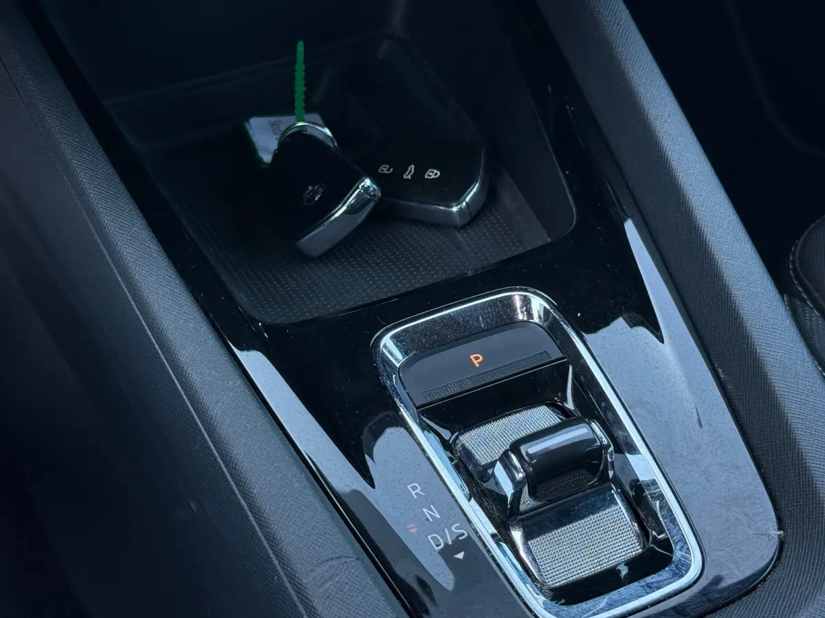 1.0 TSI DSG 110pk SPORT Navi|Clima|Stoelverw|ACC|Dealer Onderhouden