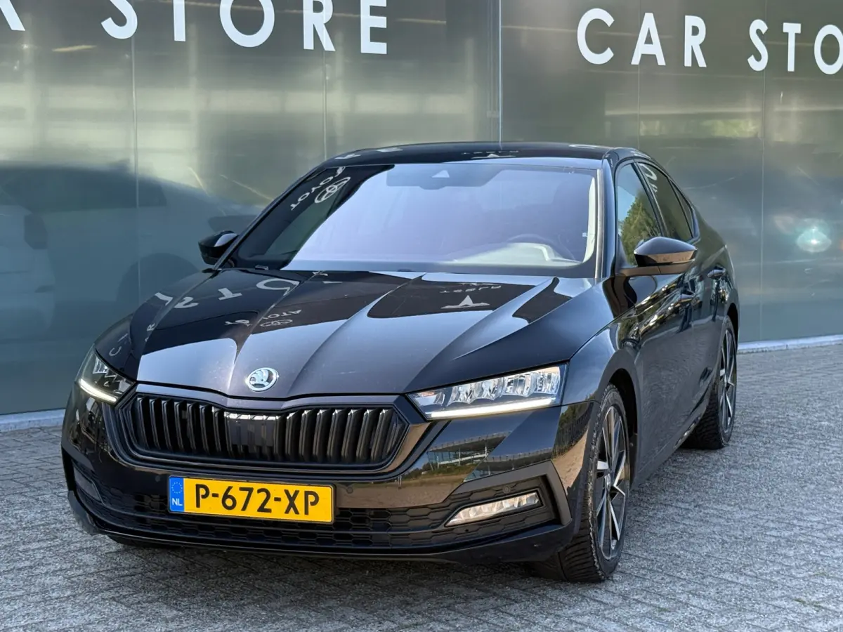 1.0 TSI DSG 110pk SPORT Navi|Clima|Stoelverw|ACC|Dealer Onderhouden