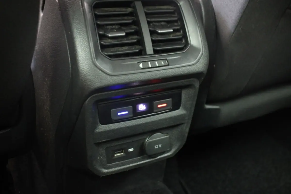 1.4 TSI ATC Comfortline Business - Carplay, Navi, Clima, Adapt. Cruise