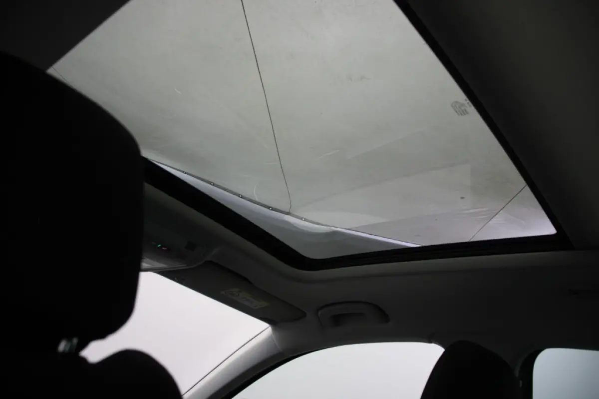 1.0 TSI Business Edition - Panorama, Carplay, Cruise, Clima