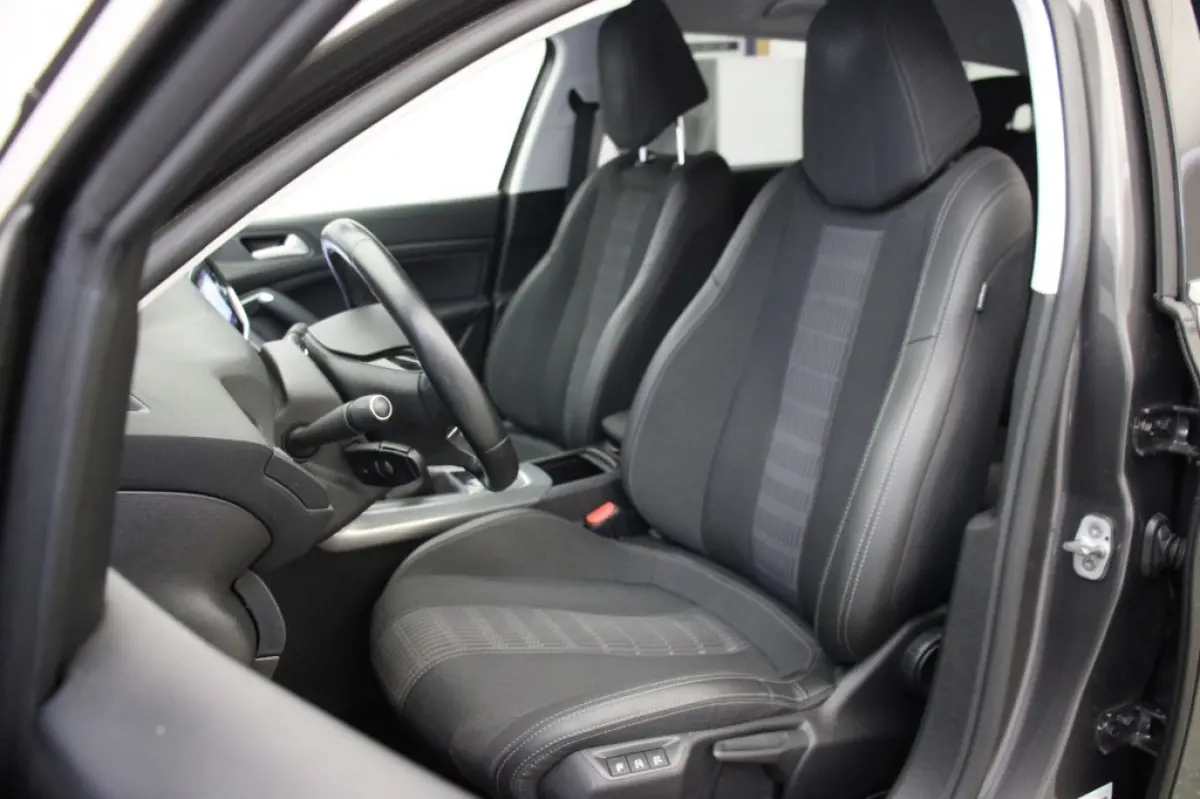 1.5 BlueHDI Allure - Carplay, Massage, Stoelverw. Trekhaak