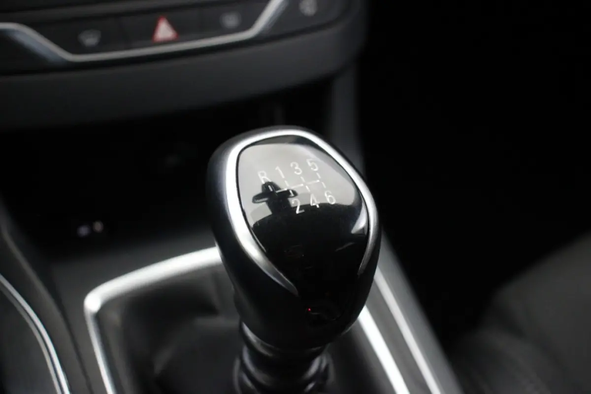 1.5 BlueHDI Allure - Carplay, Massage, Stoelverw. Trekhaak
