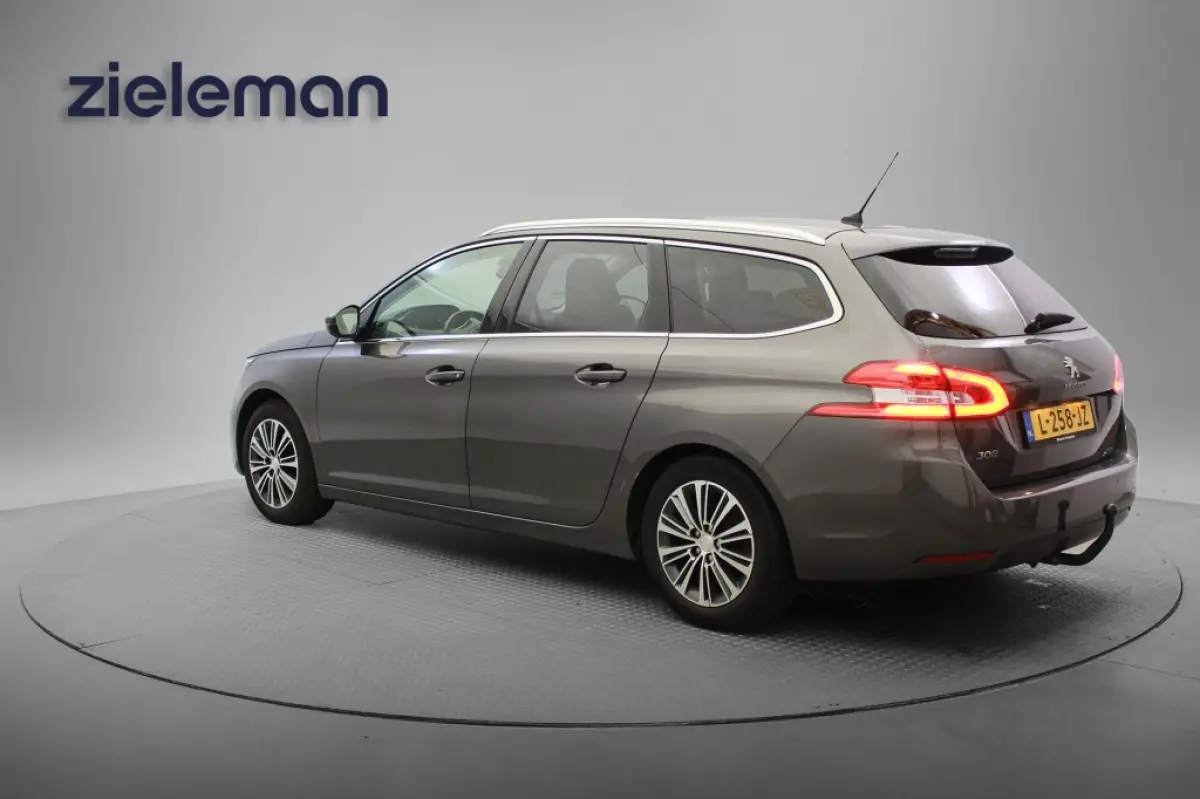 1.5 BlueHDI Allure - Carplay, Massage, Stoelverw. Trekhaak