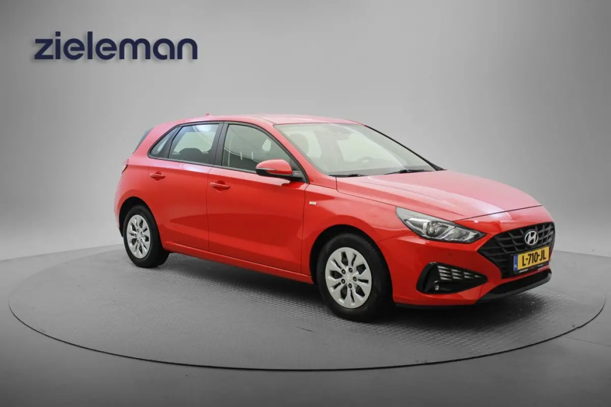 Hyundai i30 2021 Benzine Handgeschakeld leasen