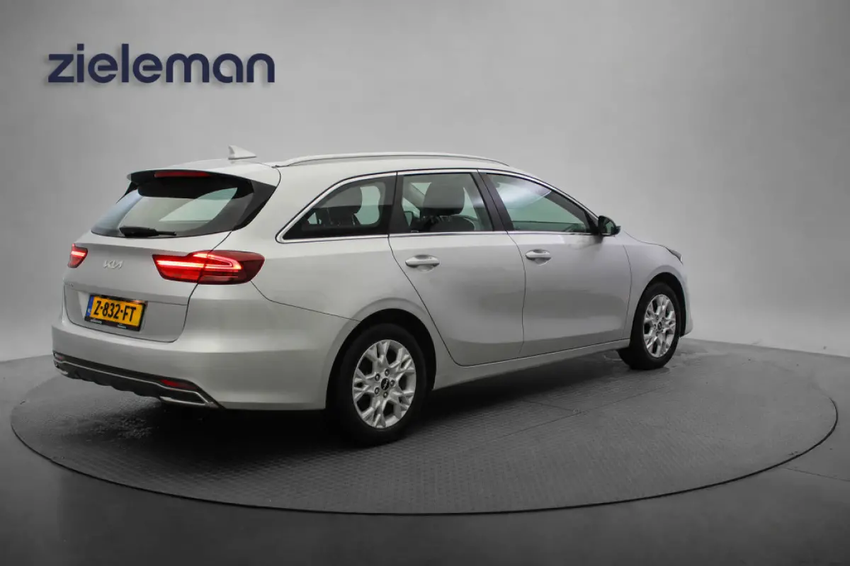 1.0 T-GDi MHEV DynamicLine - Carplay, Navi, Camera