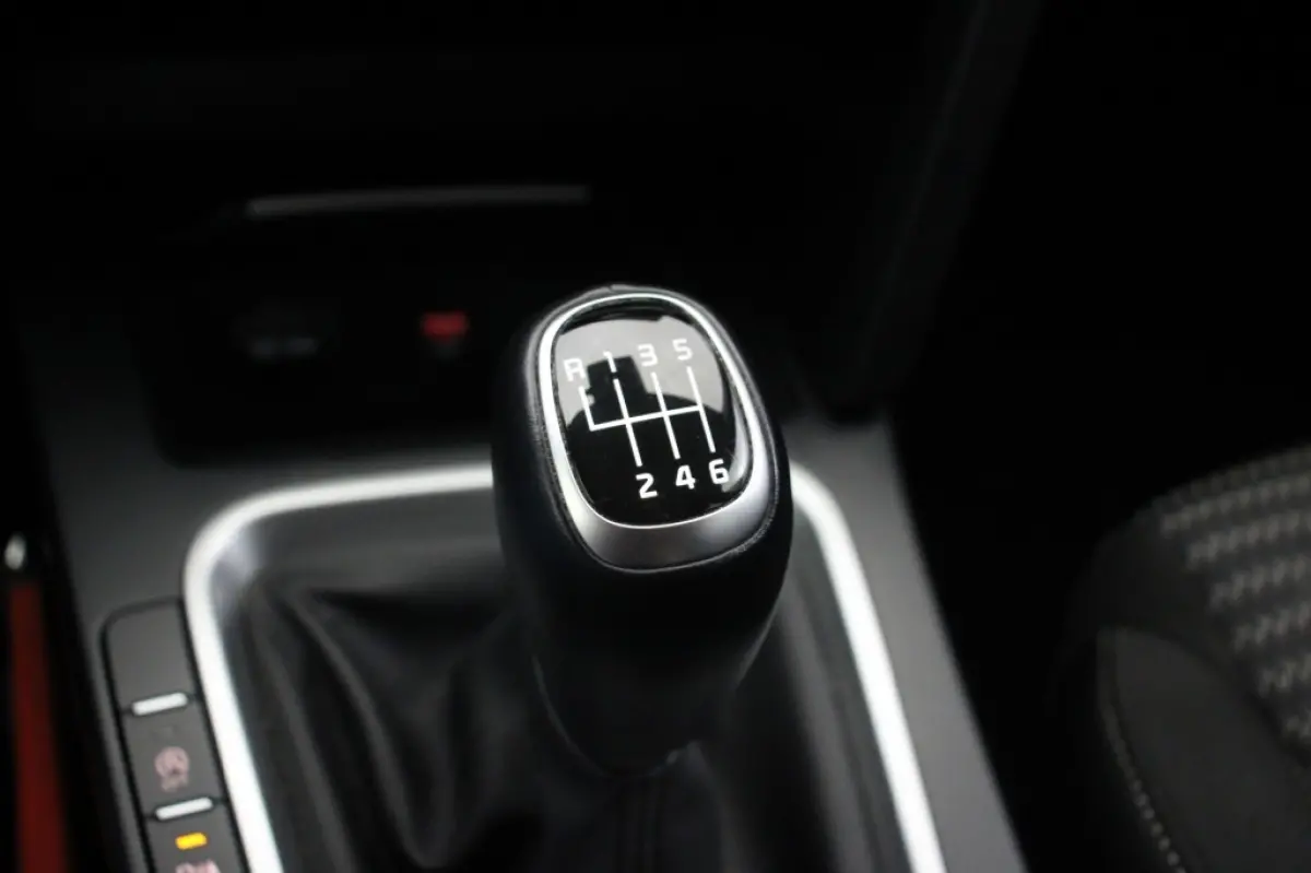 1.0 T-GDi MHEV DynamicLine - Carplay, Navi, Camera