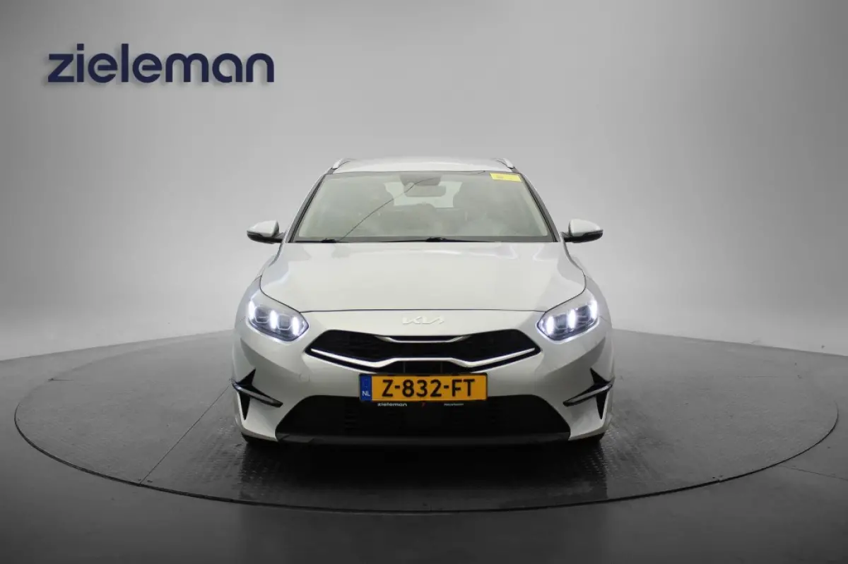 1.0 T-GDi MHEV DynamicLine - Carplay, Navi, Camera