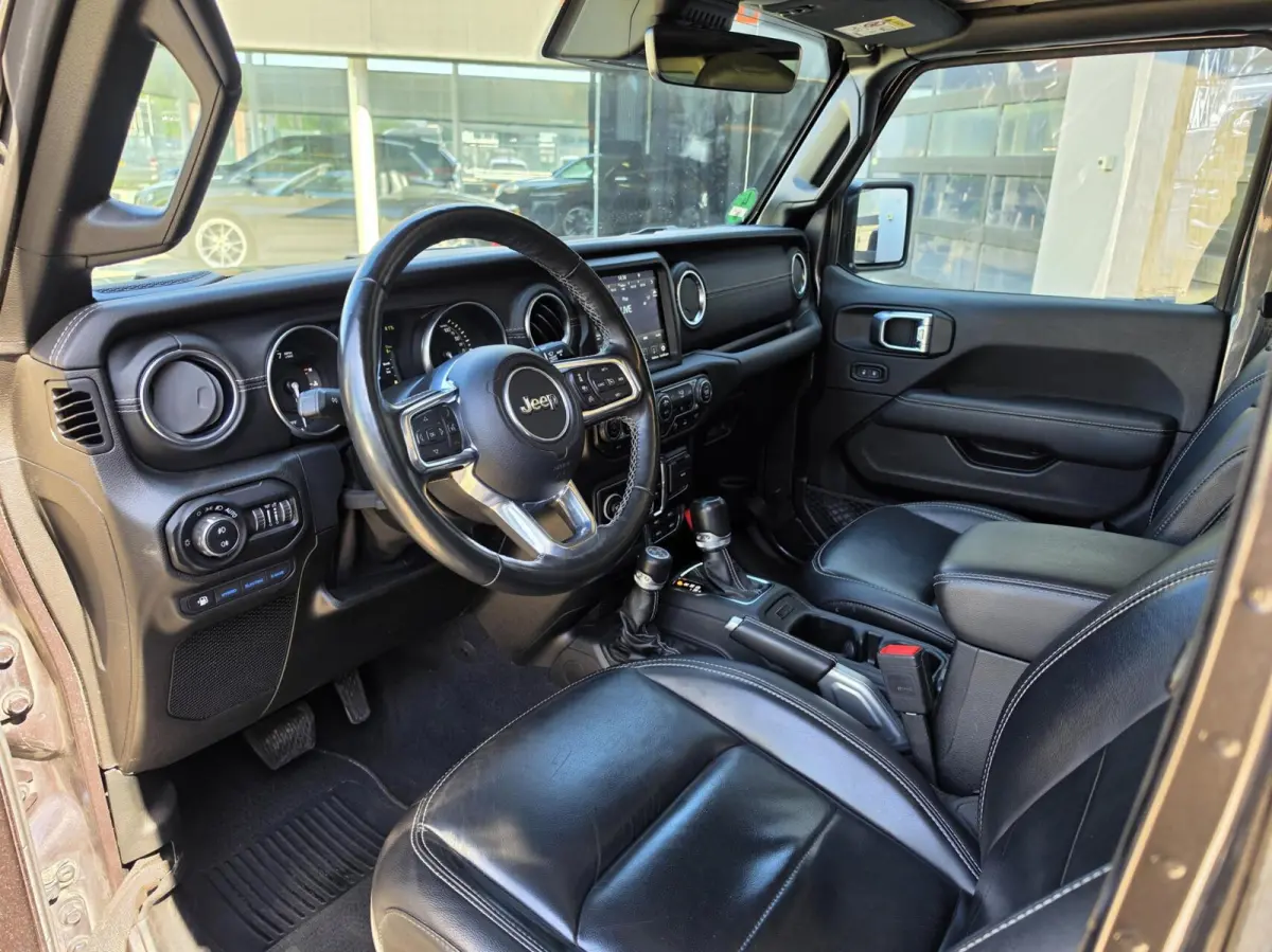 4xe 380 80th Anniversary|plug in hybrid