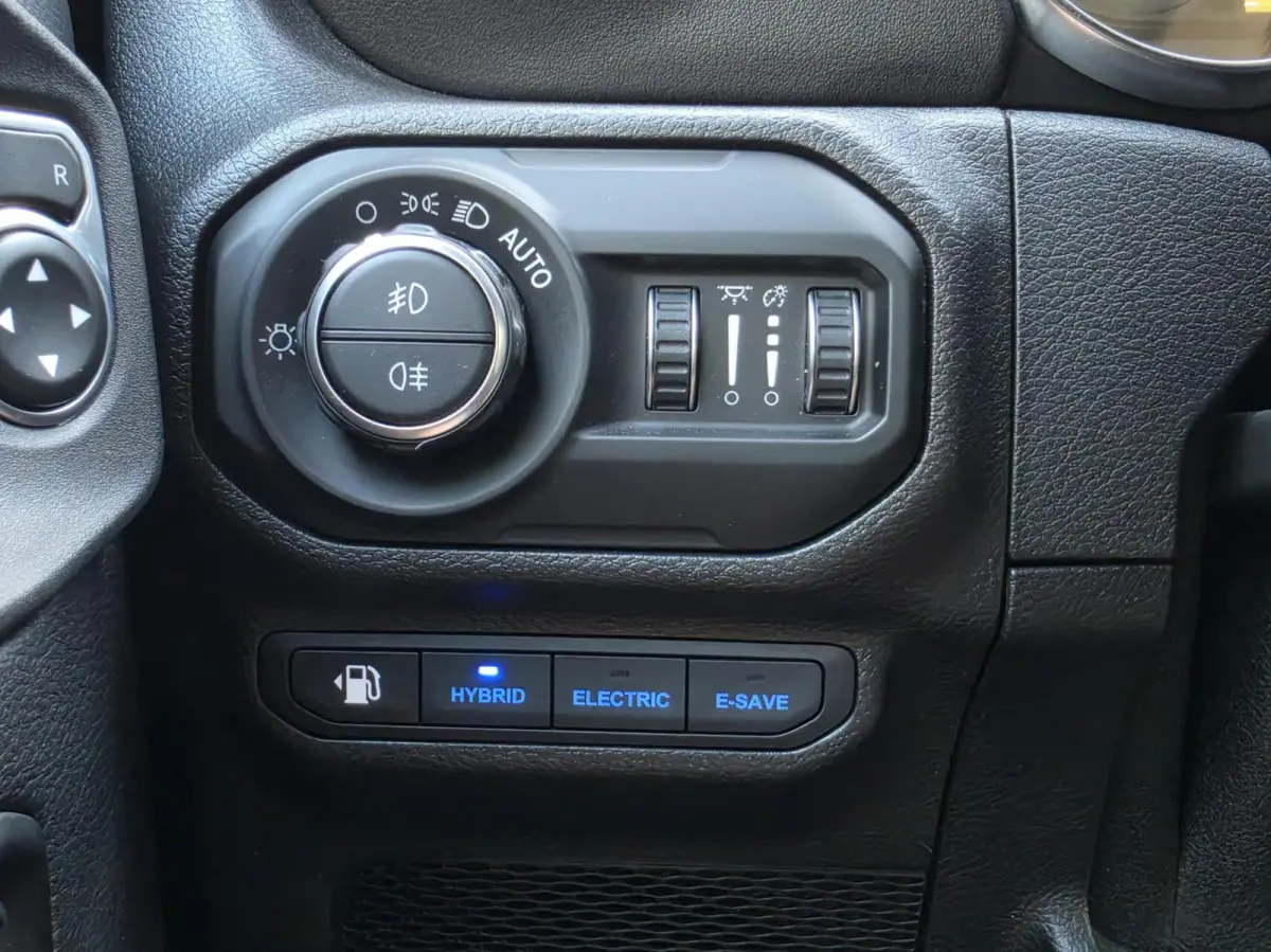 4xe 380 80th Anniversary|plug in hybrid