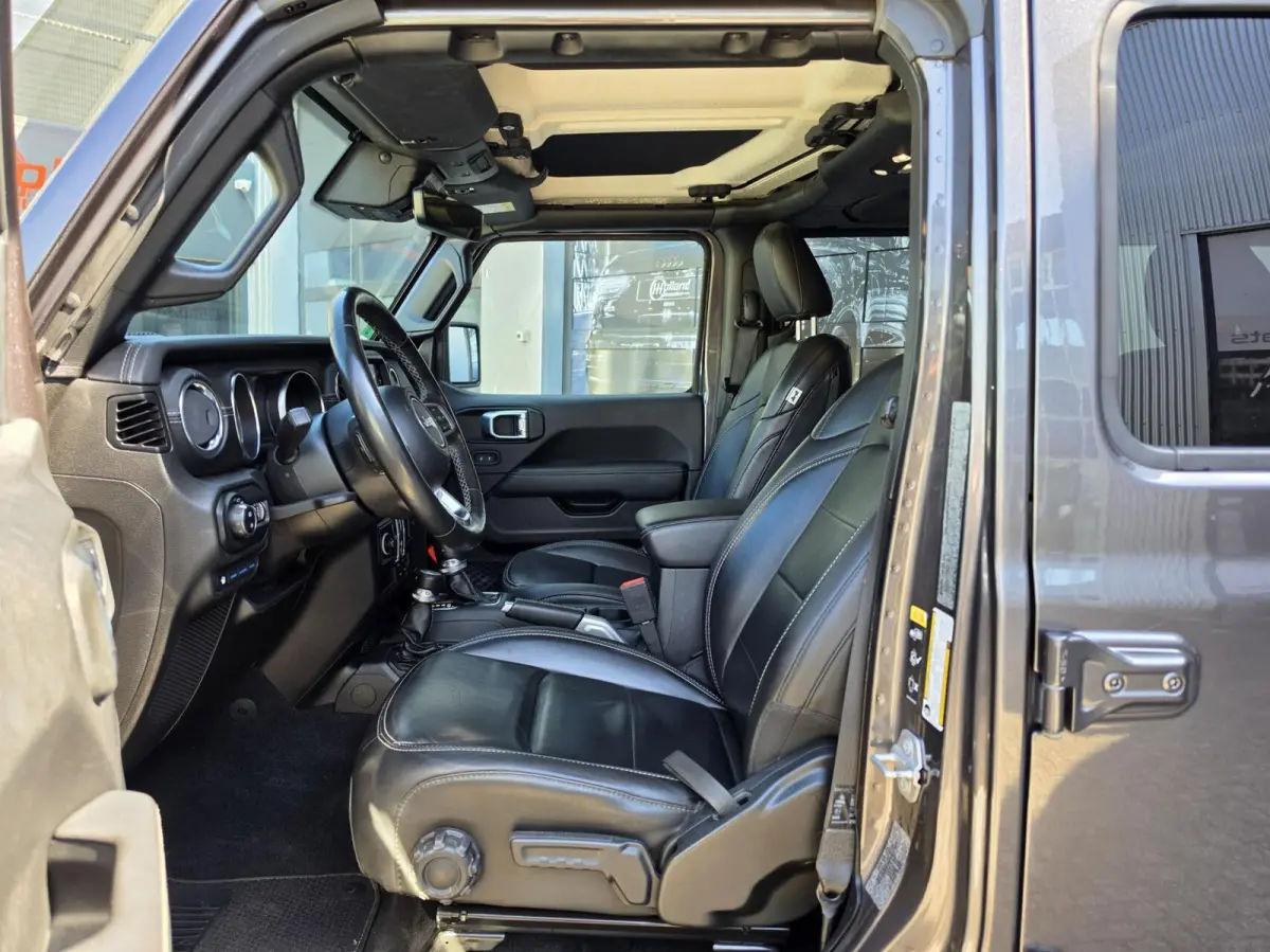 4xe 380 80th Anniversary|plug in hybrid