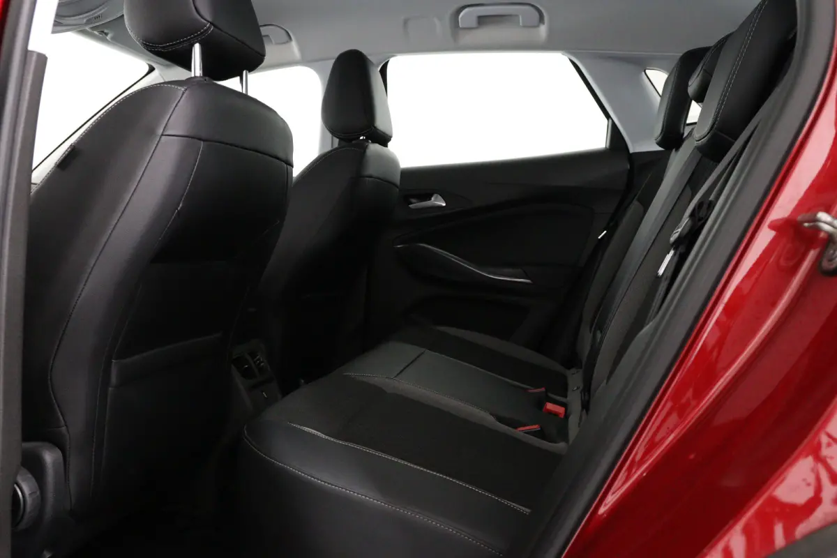 1.6 Turbo Hybrid Business Elegance | Dealer Onderhouden! | SOH 94% | LED | AGR | Camera | Navi | Clima | BLIS | Parkeersensoren | Lichtmetalen Velgen