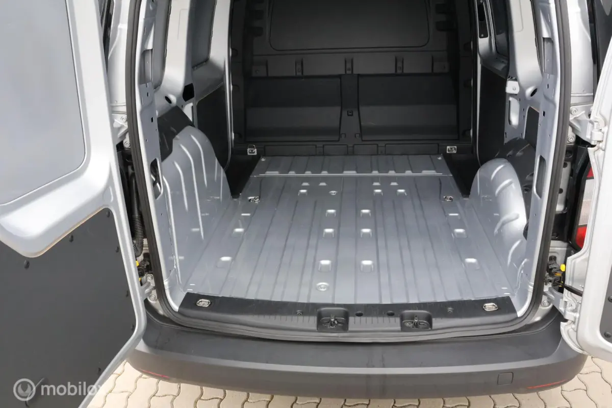 2.0 TDI comfortline | Camera I 102 pk I 220 volt in cabine
