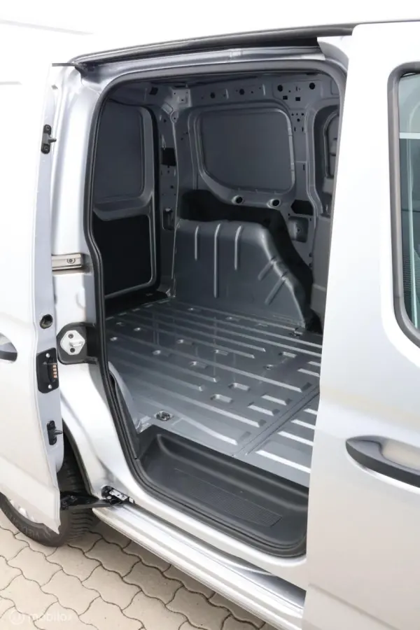 2.0 TDI comfortline | Camera I 102 pk I 220 volt in cabine