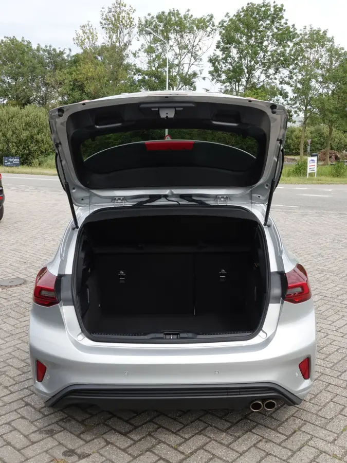 1.0 EcoBoost Hybrid 125PK ST Line X WINTER PACK | CAMERA | NAVI | CRUISE