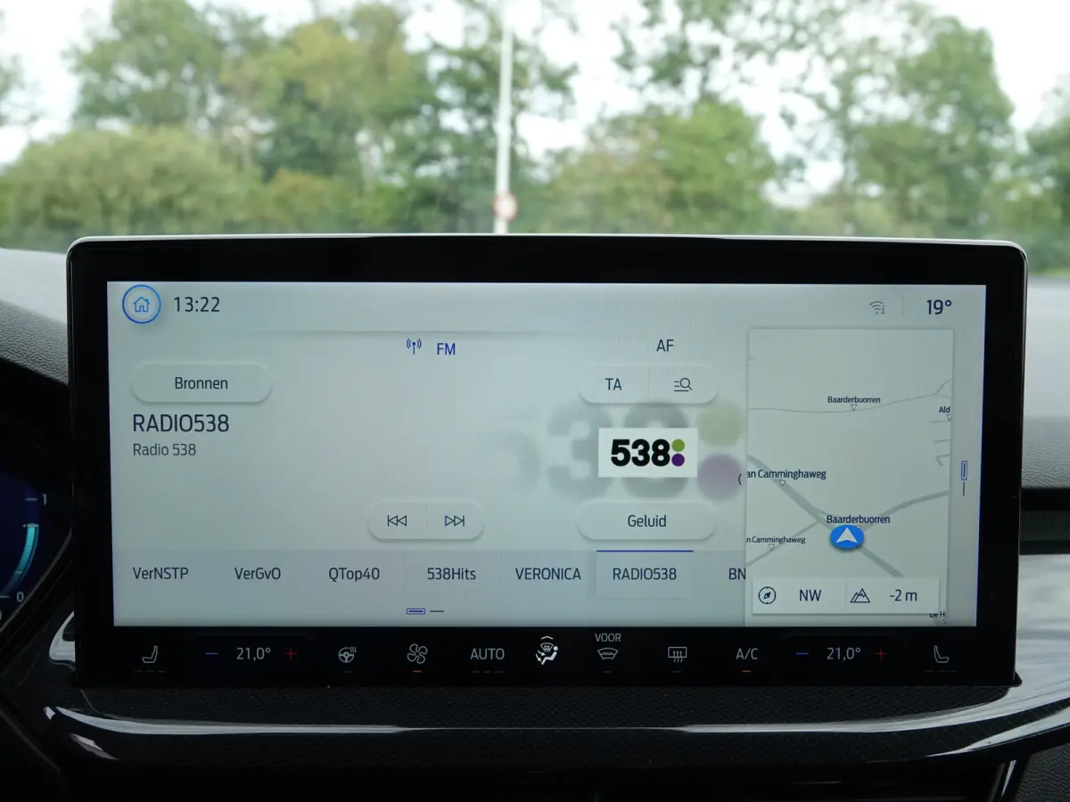 1.0 EcoBoost Hybrid 125PK ST Line X WINTER PACK | CAMERA | NAVI | CRUISE