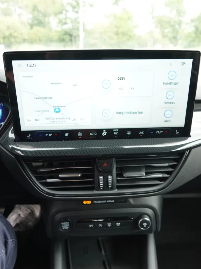 1.0 EcoBoost Hybrid 125PK ST Line X WINTER PACK | CAMERA | NAVI | CRUISE